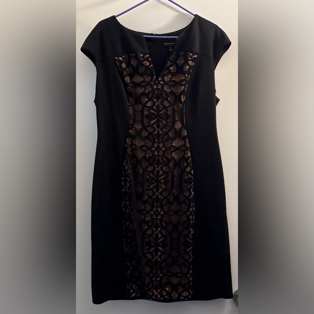 Women’s Connected Apparel Elegant Black Lace Panel Dress in size 16
